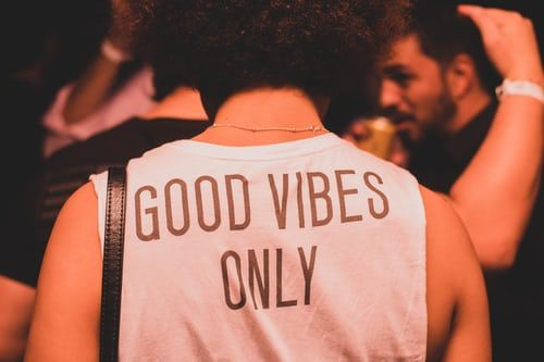 500+ T Shirt Design Pictures | Download Free Images on Unsplash in 2020 | Good vibes only, Good vibes only shirt, Good vibes